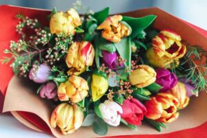 How to Care for Cut Flowers: A Guide